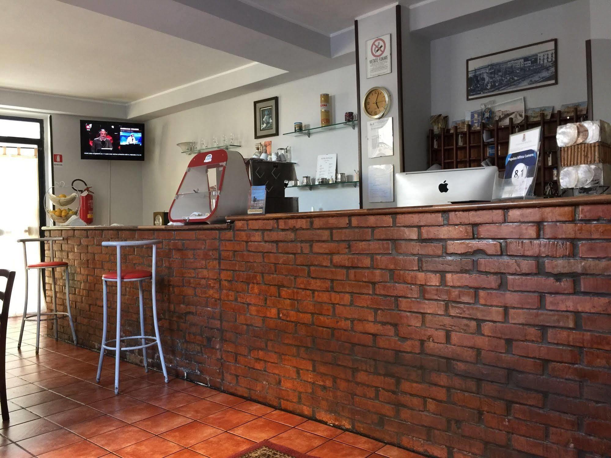 Populus Acomodação com café da manhã Syracuse Exterior foto