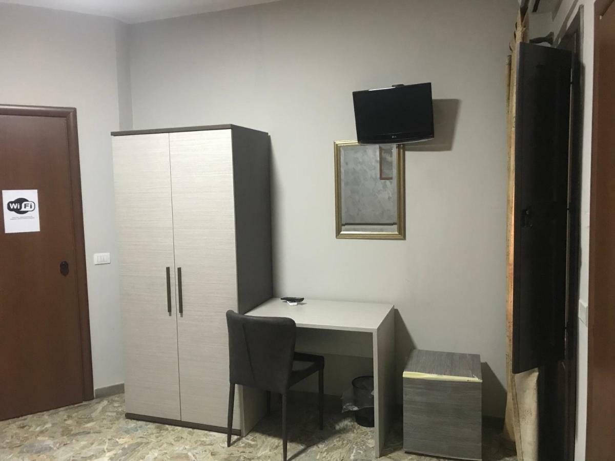 Populus Acomodação com café da manhã Syracuse Exterior foto